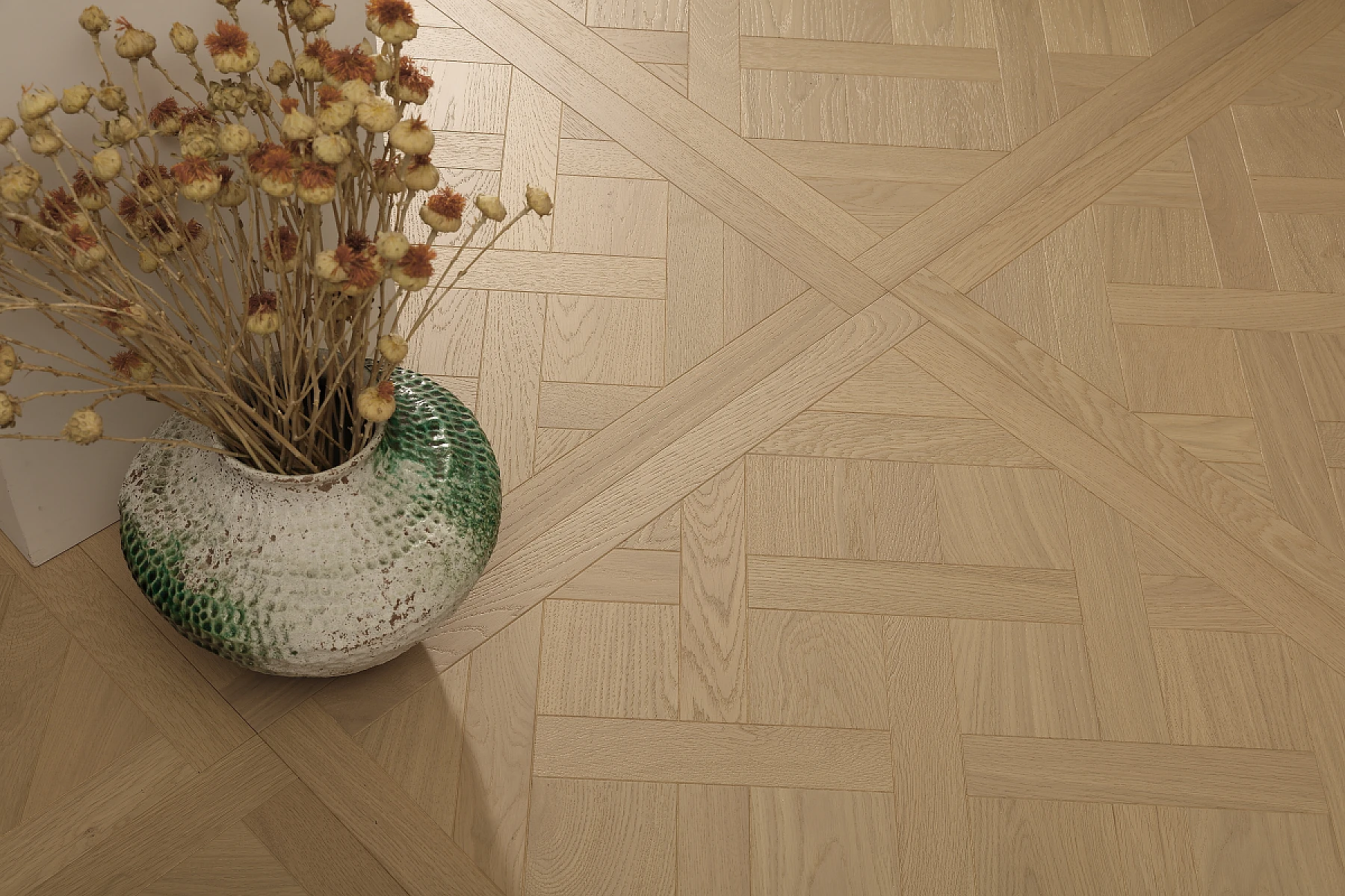 Yukon Versailles European White Oak 31-1/2" 